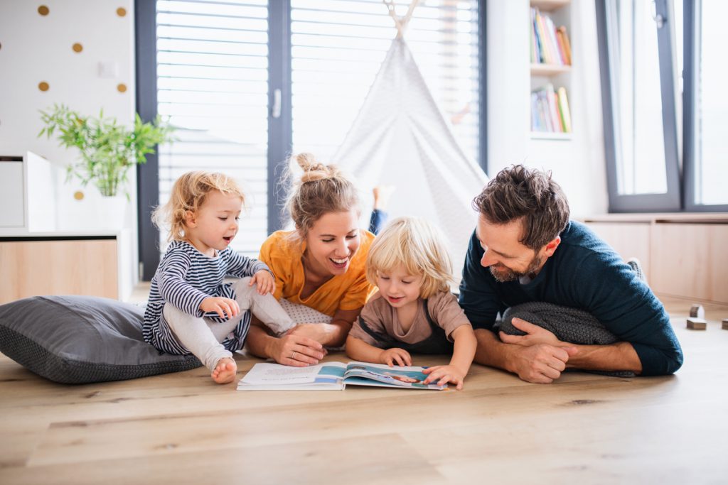 famille-enfants-a-charge-1024x683